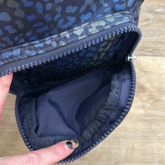 Fabletics mini backpack rainbow leopard print - Picture 6 of 13